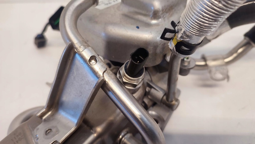 фото №6, Hyundai bayon клапан egr радіатор 28400-07100