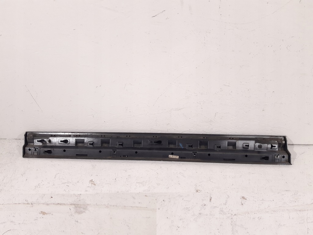 фото №6, Молдинг двері передня права maserati levante