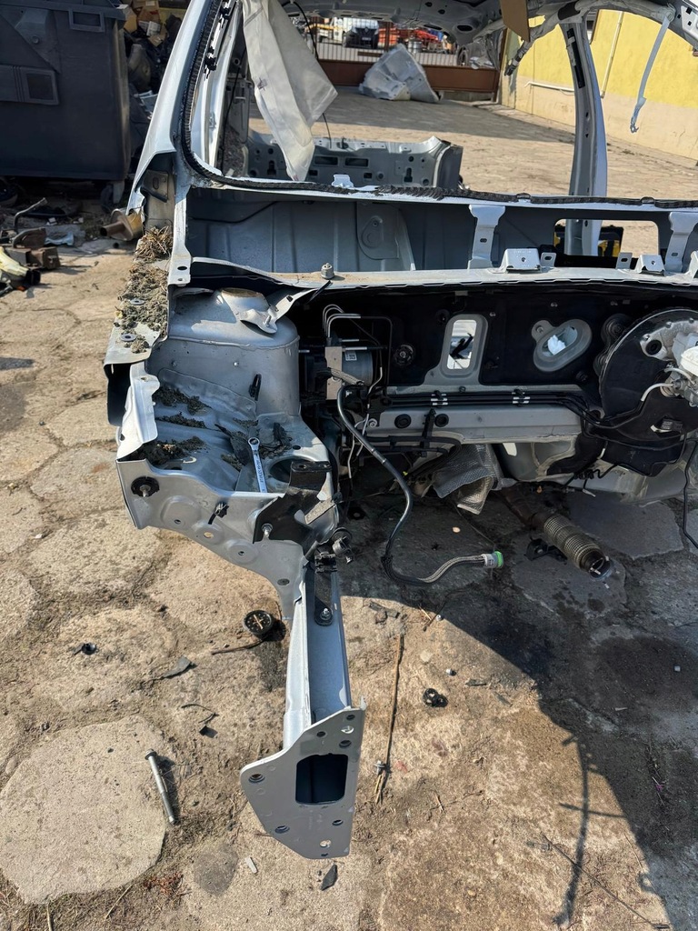 фото №2, Чверть підкрилок лонжерон правий перед передня renault clio v ted69