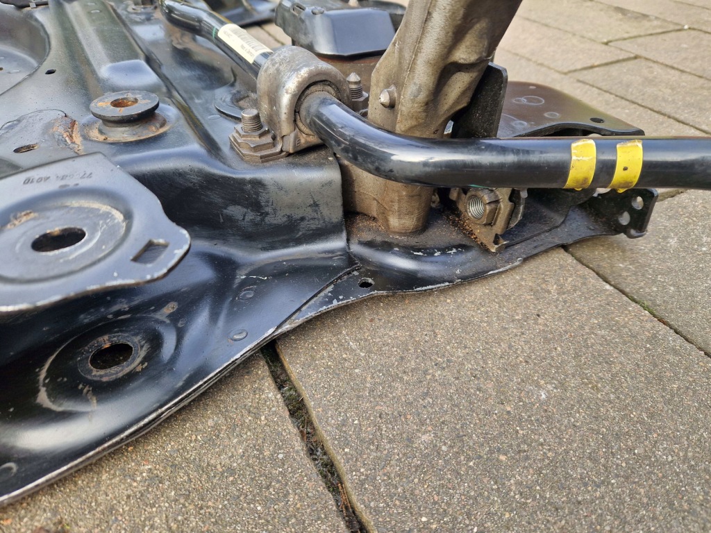 фото №8, Citroen c4 picasso ii grand picasso ii 2.0 hdi підрамник підрамник перед 2013