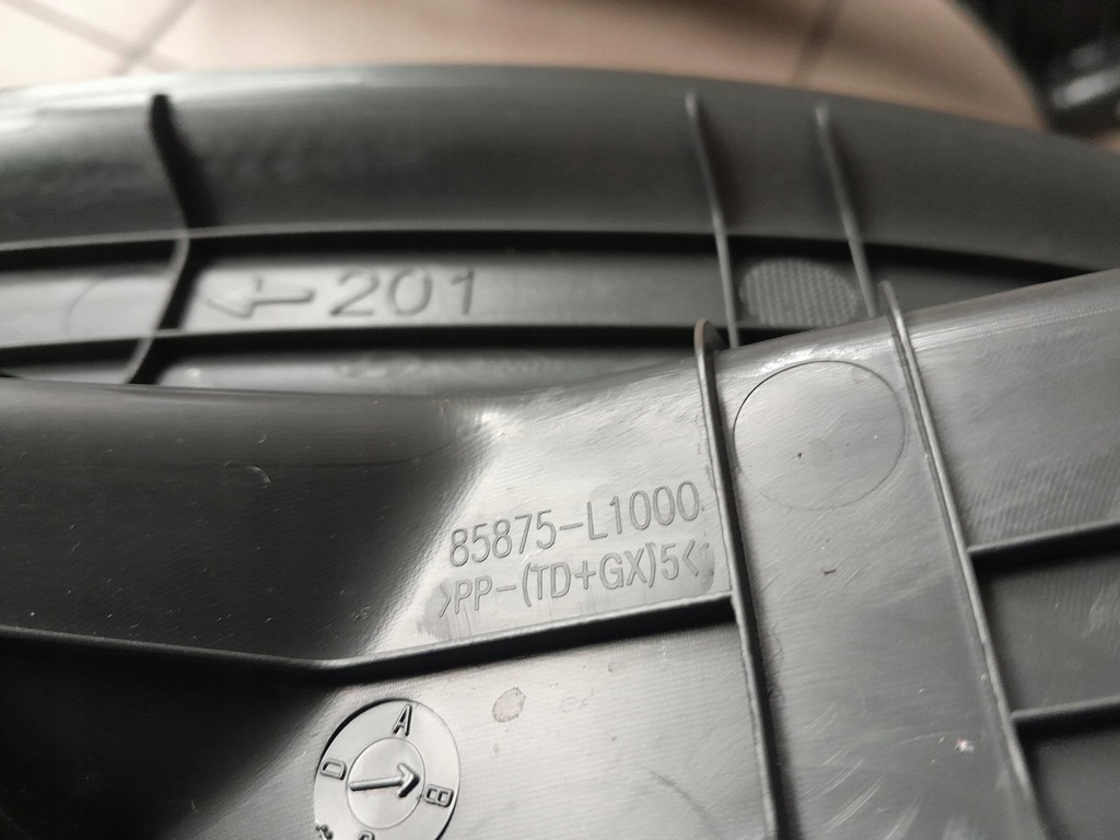 фото №15, Hyundai sonata viii dn8 22r n блок двигуна захист молдинг обшивка стійка