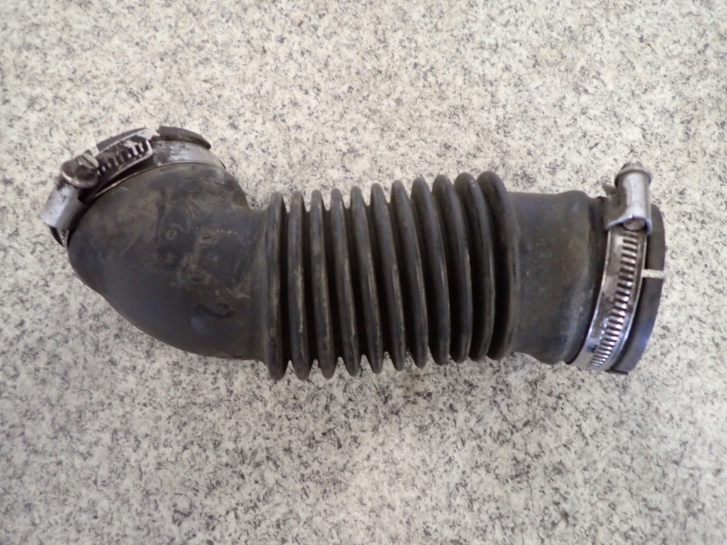 фото №3, Suzuki swift mk7 10- труба повітря шланг 1.3d