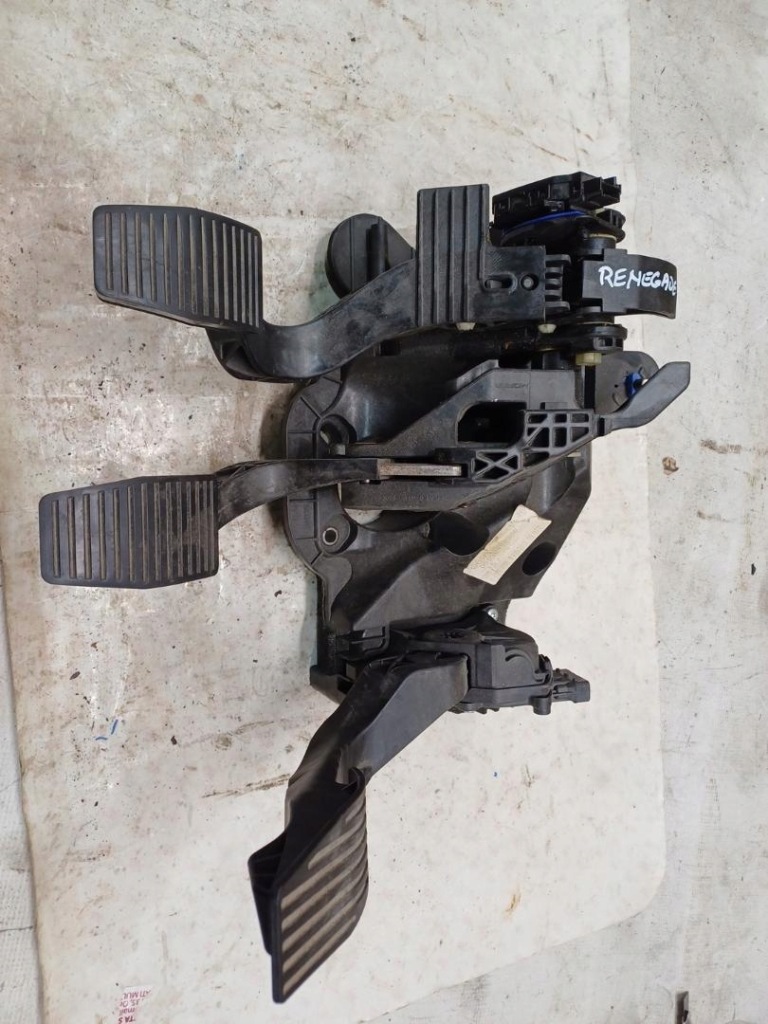 фото №1, Педалі зчеплення gaz гальмо jeep renegade 520490260