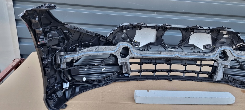 фото №13, Mercedes eqs 297 бампер перед оригинал c149