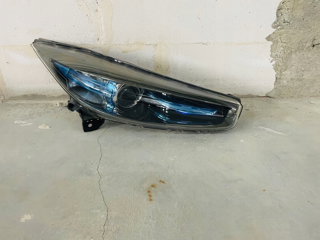 фото №1, Renault zoe 13r лампа перед