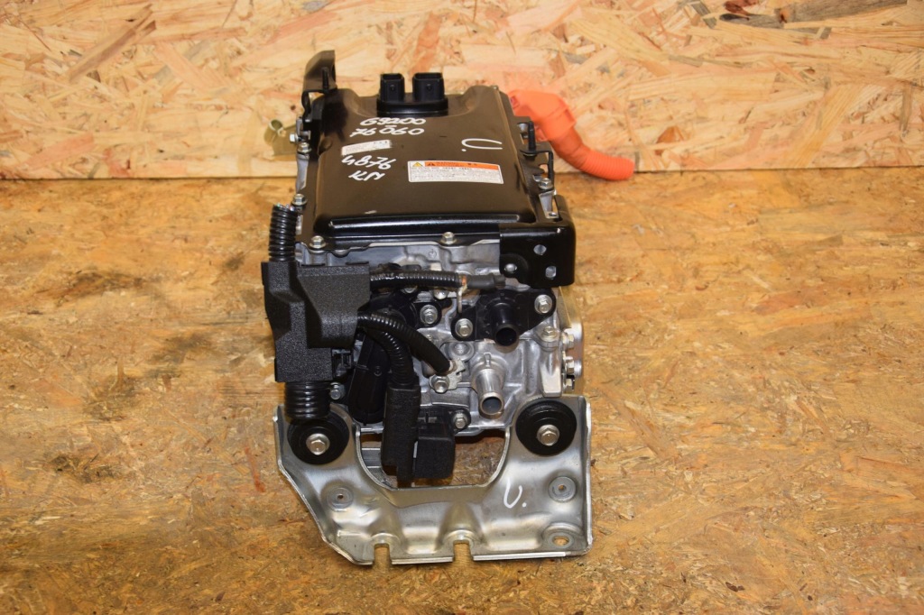 Перетворювач інвертор lexus ux 250h 20r 5tyśkm в Україні