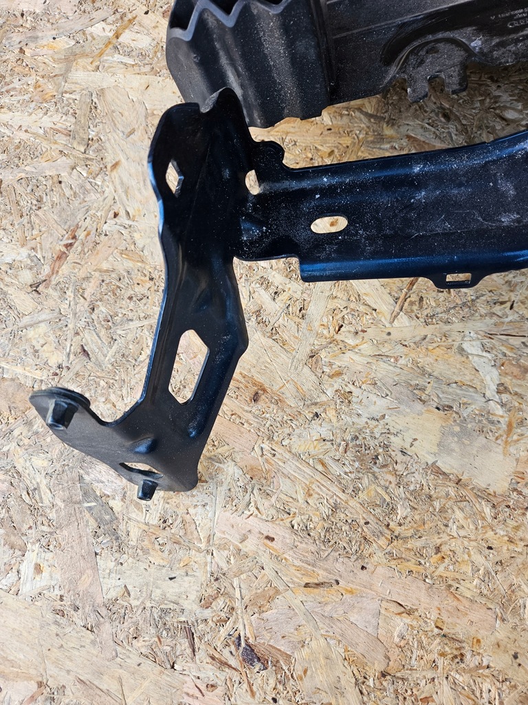 фото №13, Кронштейн кронштейн бампера крыла audi e-tron q8 4ke 4ke805851a