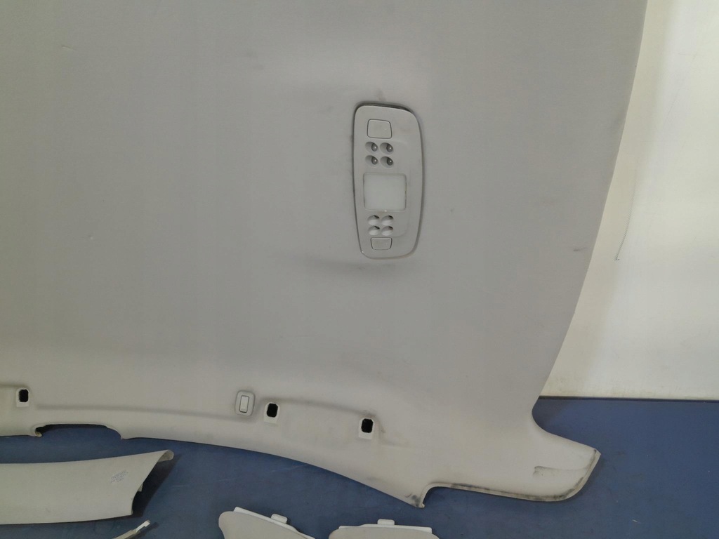 фото №3, Lexus is220d стеля козирки ручки