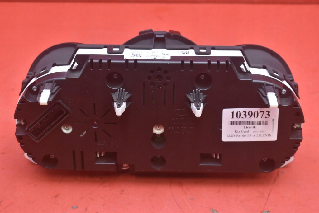 Лічильник прилади eu 1039073 kia ceed 2 ii 1.4 16v 100 km 12-15 Недорого