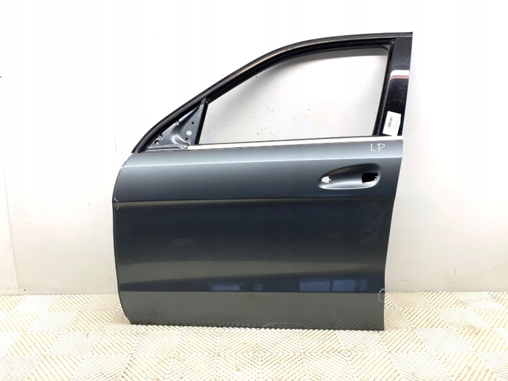 Купить Дверь левое  перед mercedes gle suv 15-18