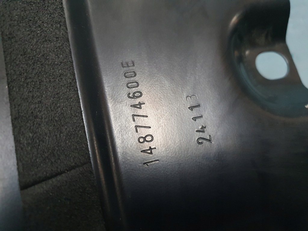 Pas задній tesla y model y задня в Україні