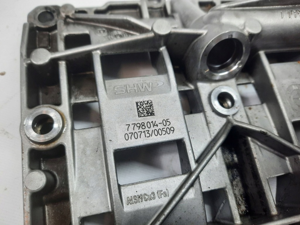Насос оливи bmw 5 e60 x3 e83 e87 3 e90 n47d20a 7798014 2.0d Недорого