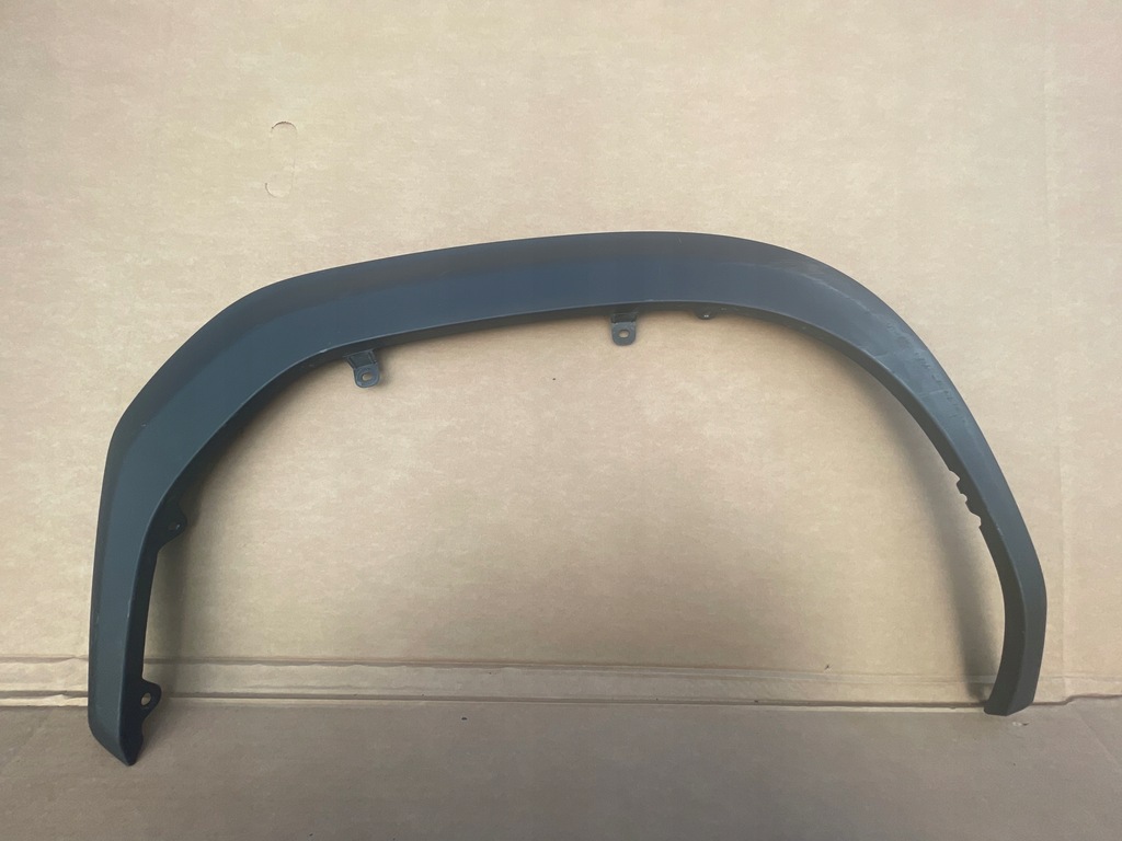 фото №1, Toyota yaris cross правая молдинг крыла перед передняя