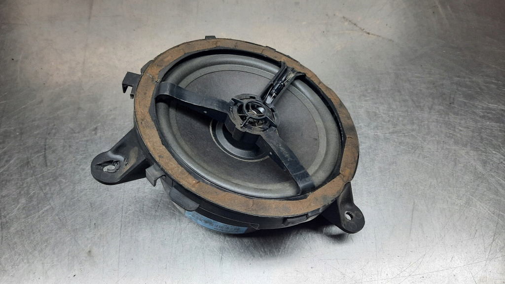 фото №1, Динамік динаміки задня volvo xc 90 30797138