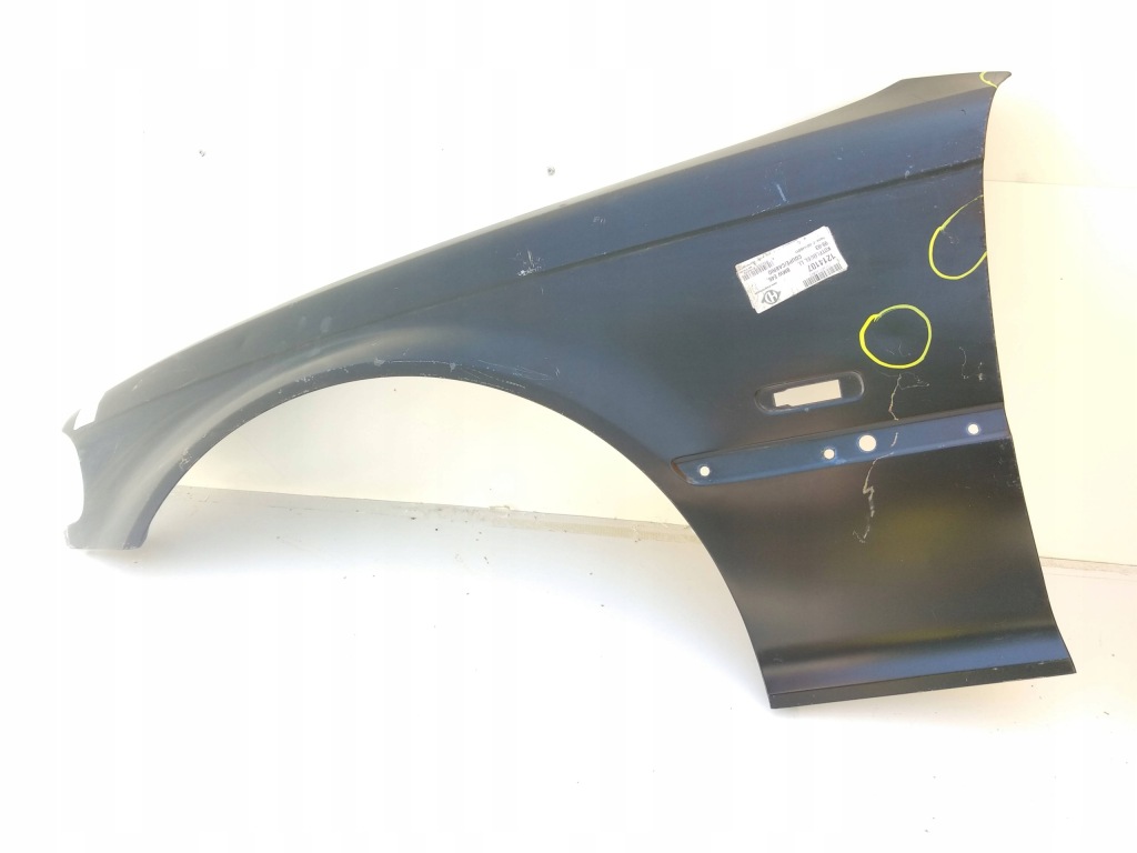 Крыло  bmw 3 e46 99-03 в Украине