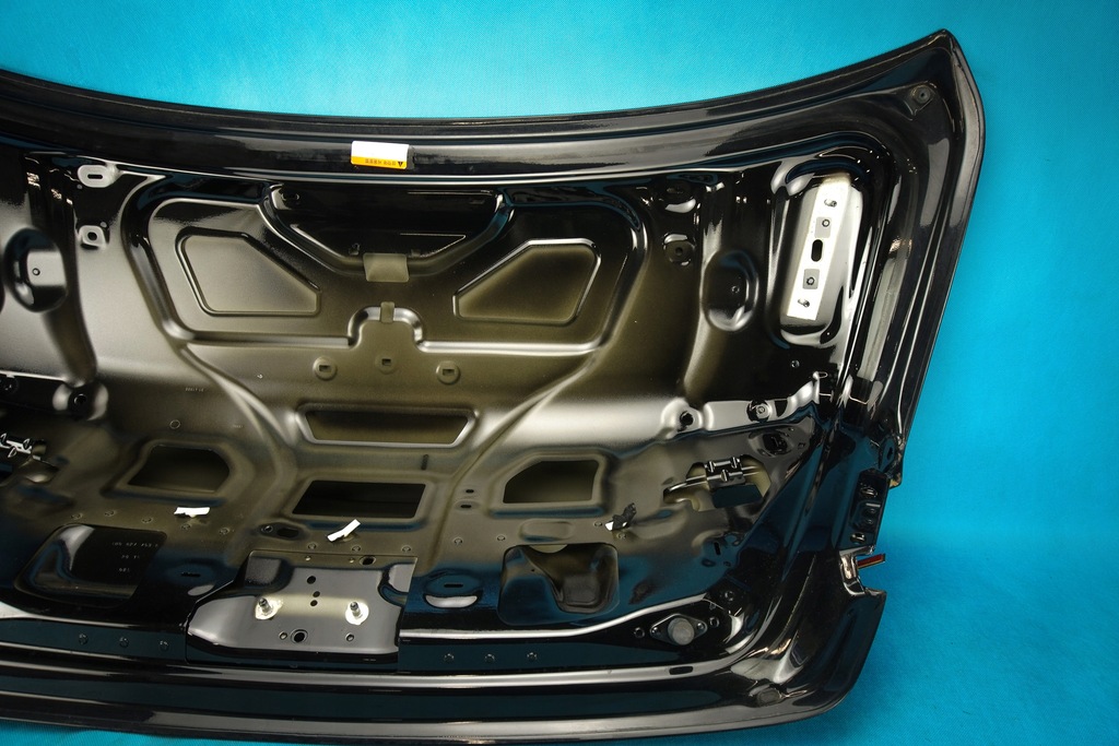 фото №11, Крышка багажника задняя задняя багажника audi a8 s8 4h lift ly9t 4h0827023l 4h0853927 2zz