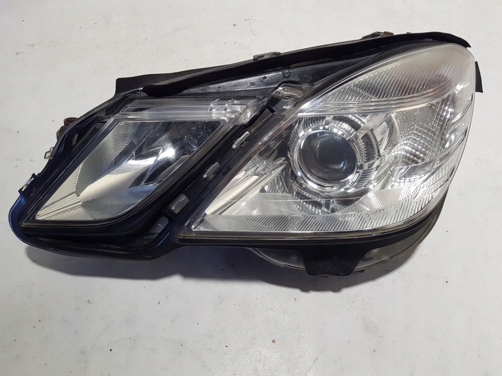 фото №1, Лампа левая перед mercedes w212 h7 2128200361