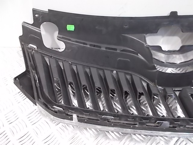 фото №10, Решітка радіатора решітка радіатора skoda rapid 12-19 5ja853668 оригінал