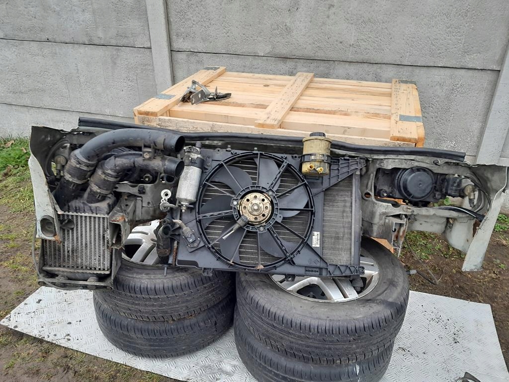 Renault megane 1 95-02r. комплект . перед капот бампер крылья ремень mv640 Киев