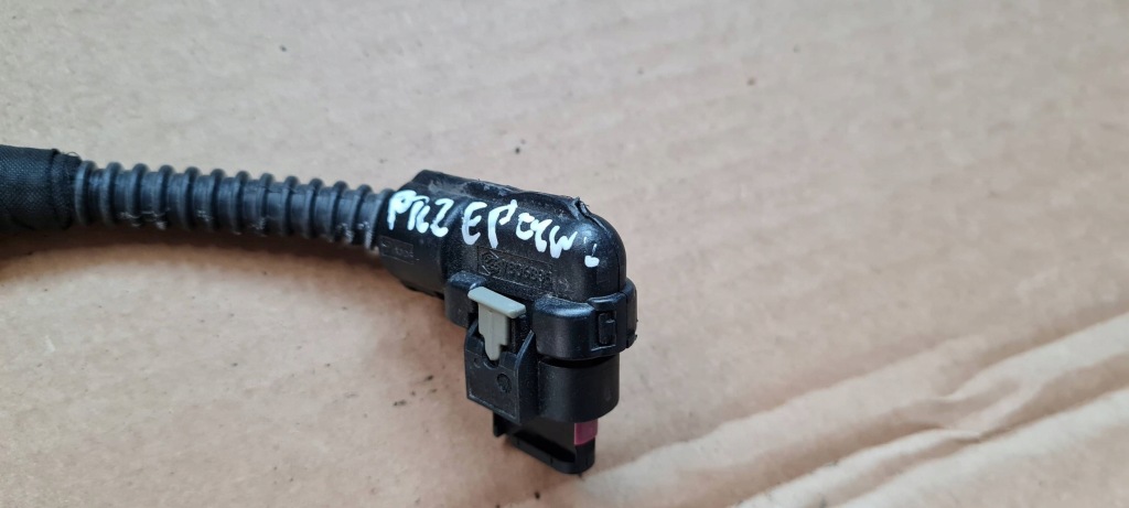 A4 b9 8w рестайлинг  штекер колодка соединитель расходомер 4f0973704 a4 b8 q5 a5 в Украине