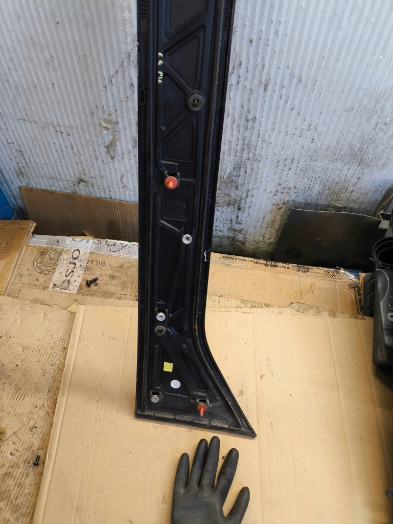 Citroen c4 grand picasso молдинг спойлер дах кришки багажника 098265 ? Недорого