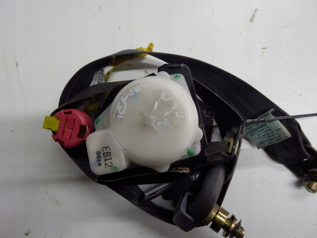 фото №1, Daihatsu terios 02 pas безпеки правий перед