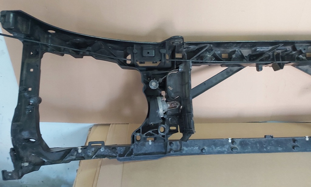 фото №6, Pas передний усилитель land rover discovery iii