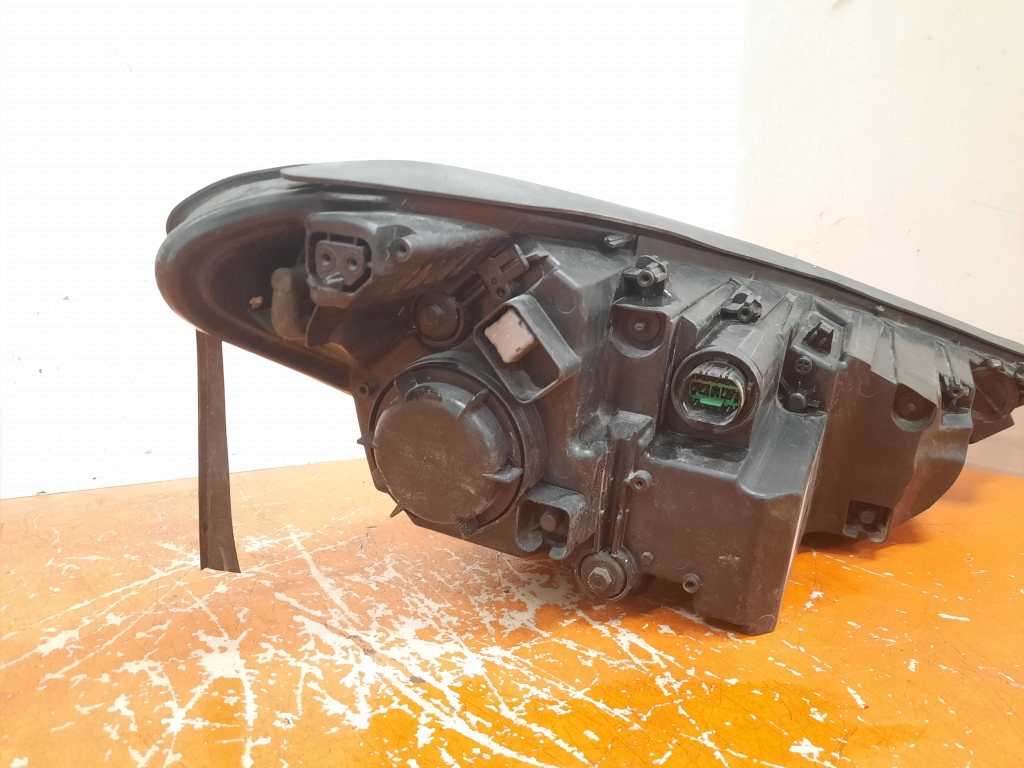 Купить Hyundai tucson 3 рестайлинг  18-20 фара левая led фара левое  92101d7700