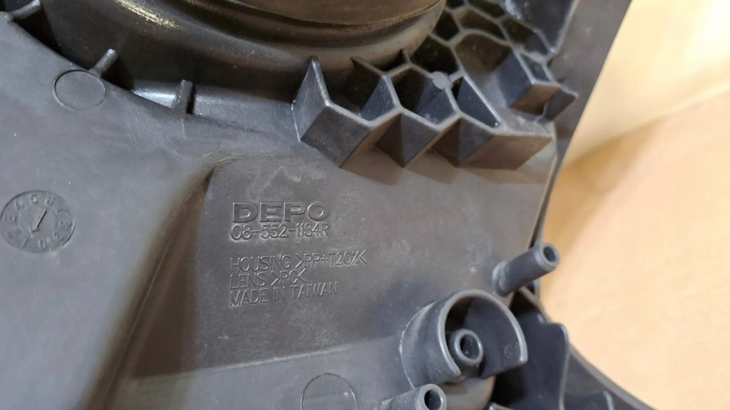 фото №7, Лампа правая перед передняя citroen ds3 ii lift depo заменитель