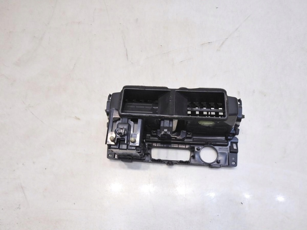 фото №3, Решётки обдув середина renault latitude 274860004r