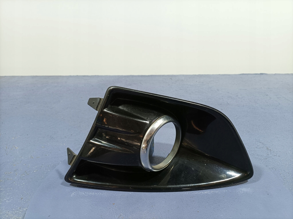 фото №1, Ford grand c-max mk2 решётка бампера противотуманной фары перед левый am51-r19953-c