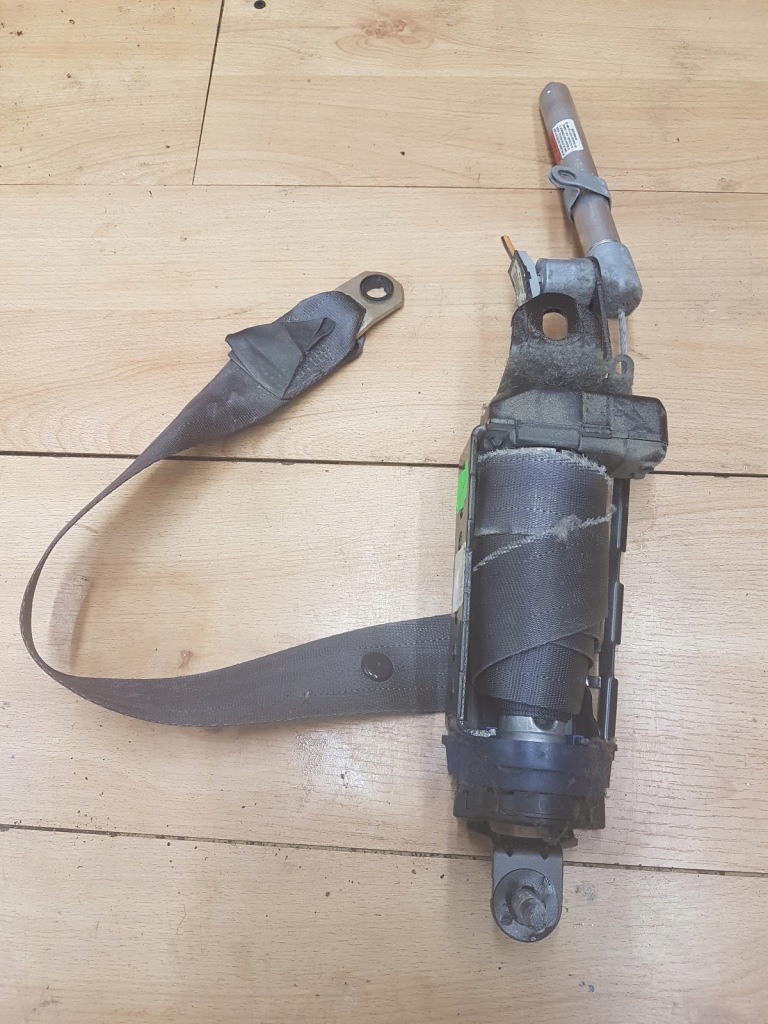 Купить Ремень безопасности перед правый  volvo v40 s40 рестайлинг