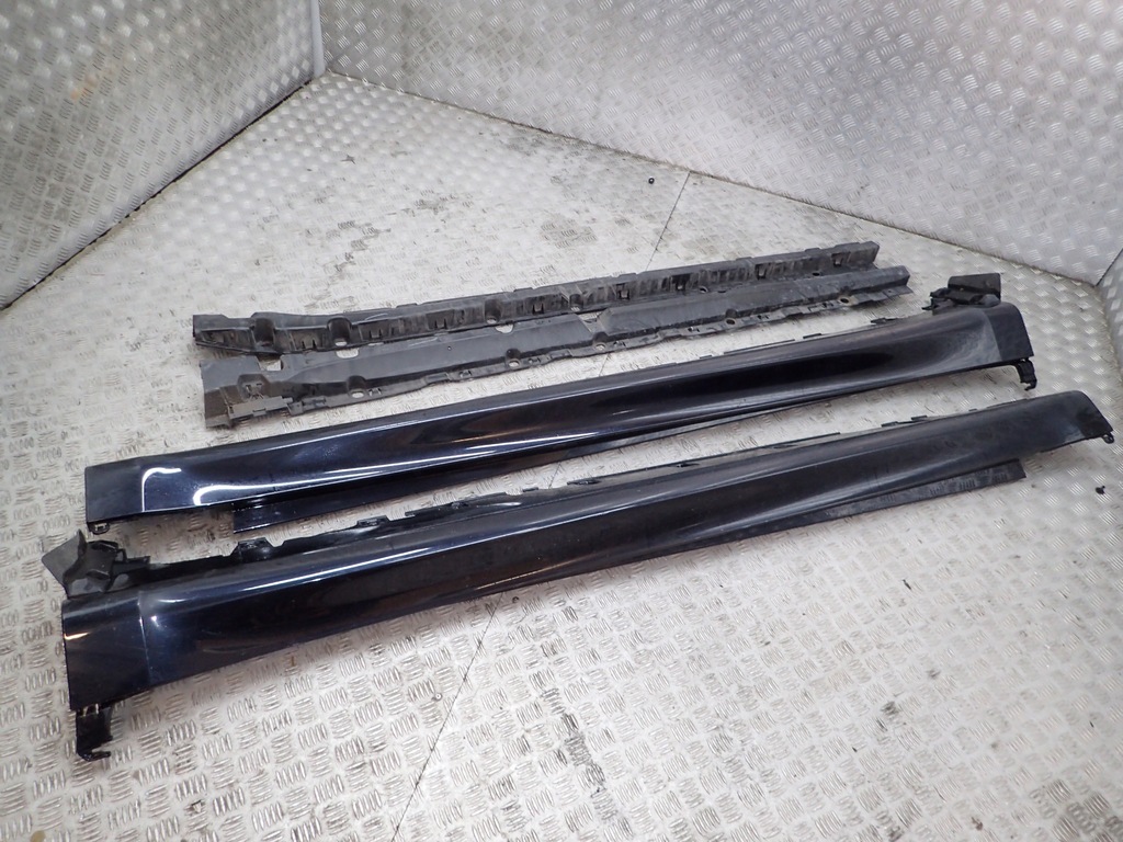 фото №1, Bmw x6m f16 f86 молдинг поріг поріг напрямна права