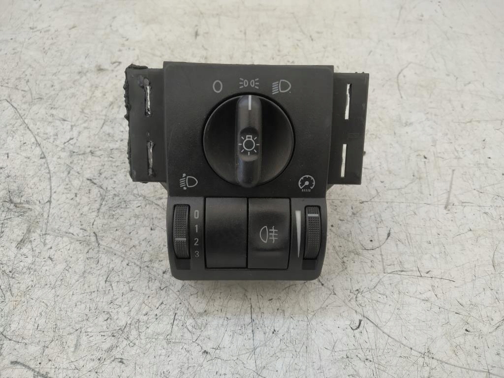 фото №1, Переключатель света opel corsa c 09114384