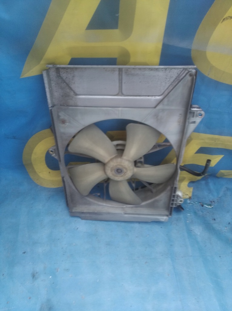 фото №4, Toyota yaris i 1.0 радіатор wody вентилятор