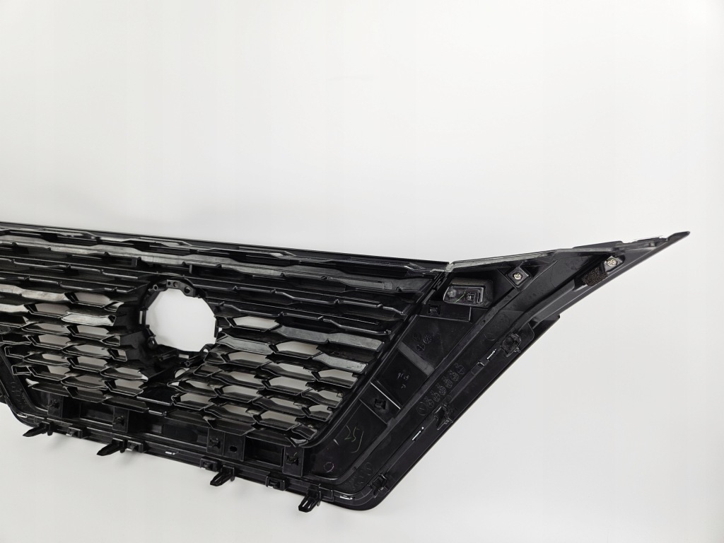 фото №12, Nissan x-trail t33 решітка радіатора решітка радіатора радіатора 62310-6ru0a вживаний oryg.