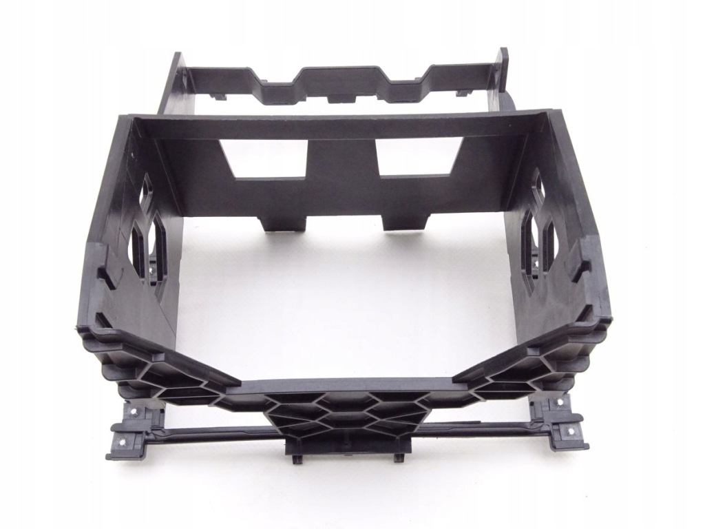 фото №2, Vw golf v 03-09 рамка кронштейн радио