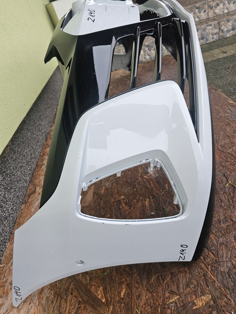 фото №11, Бампер перед передній audi e-tron gt 4j3807221 оригінал гарний