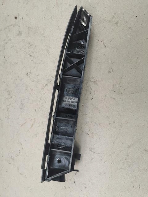 фото №1, Audi a3 8l направляющая бампера перед левый 8l0807183d