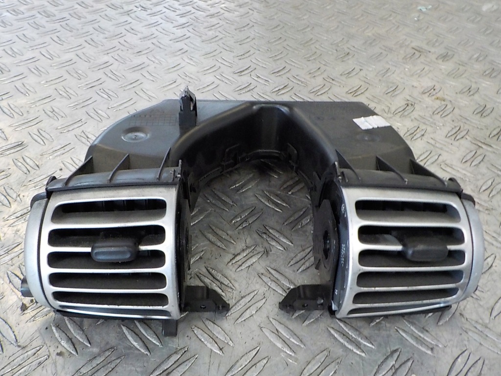 фото №1, Smart fortwo ii 07-14 центральний панель обдув