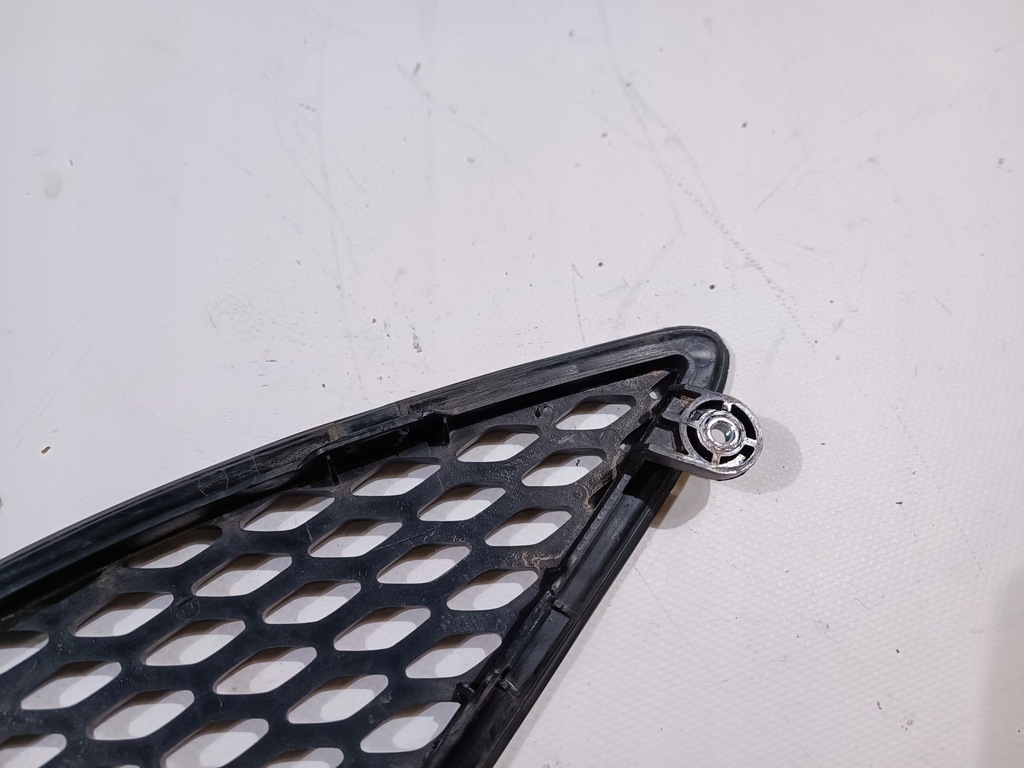 фото №6, Впуск капот решётка na капот правая dodger charger srt 2015-