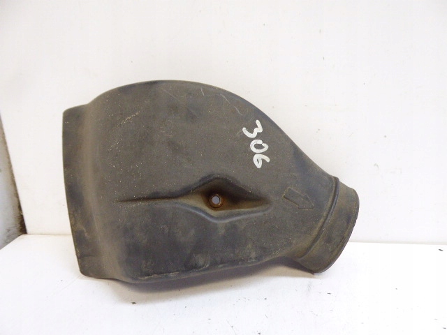 фото №1, Peugeot 306 lift 99-01 труба воздухозаборник воздуха 2.0 hdi