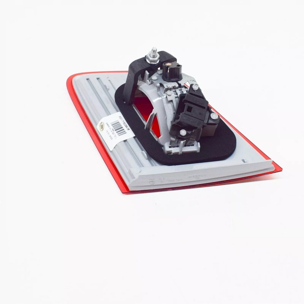 фото №8, Bmw 3 e92 задняя крышка багажника левая задняя свет 63217162299 7162299 oem