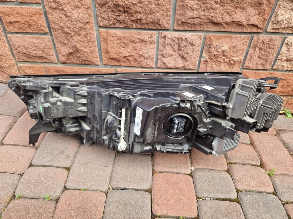 фото №7, Лампа правая laser bmw ix i20