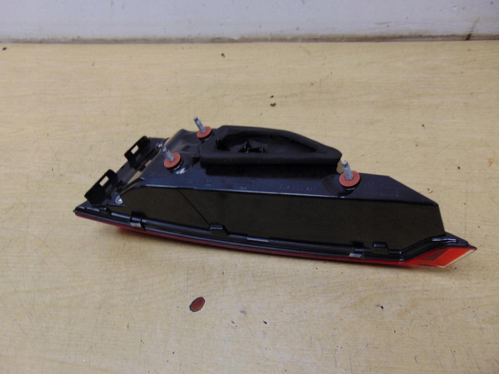 Фара левая задний  led audi q3 83a 83a945093c европа Цена