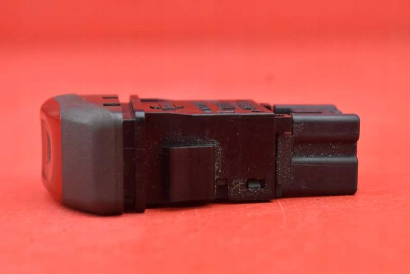 фото №6, Вимикач світла аварійних 06016 nissan maxima a33 00-05