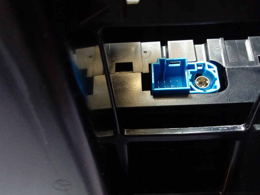 фото №9, Mercedes cls w257 тунель середній підлокітник