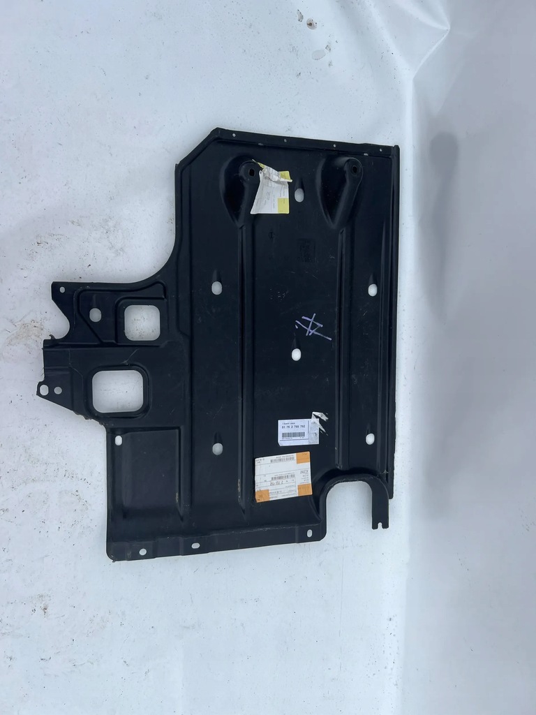 фото №1, Захист нижня права mini cooper r55 r56 двигуна перед