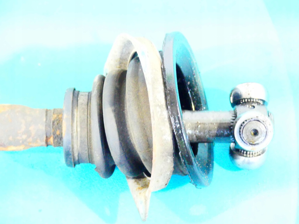 Приводной вал левая renault laguna 1 2.0 16v 139km Доставка