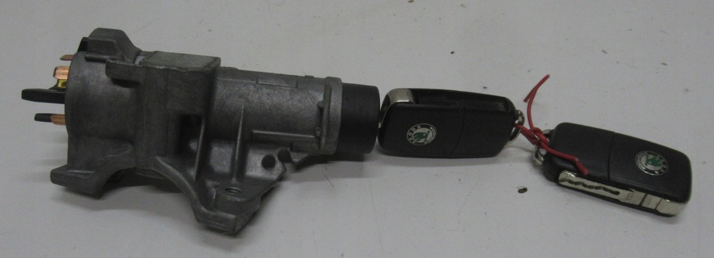 фото №1, Skoda roomster 1.9 tdi замок зажигания ключ комплект